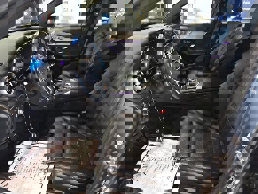 Used 2021 Mercedes-Benz C 300 Sedan w/ Premium Package image 4