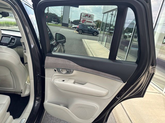 Certified 2023 Volvo XC90 B6 Plus w/ Protection Package AWD/4WD image 12