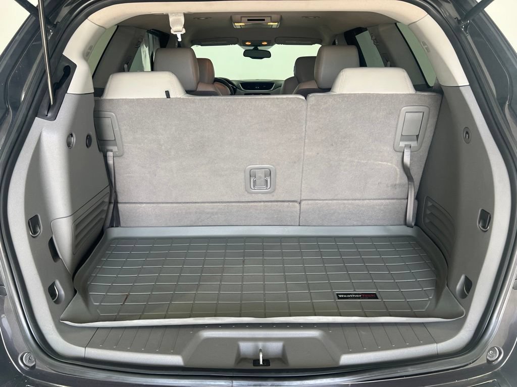 Used 2016 Chevrolet Traverse LT FWD image 24