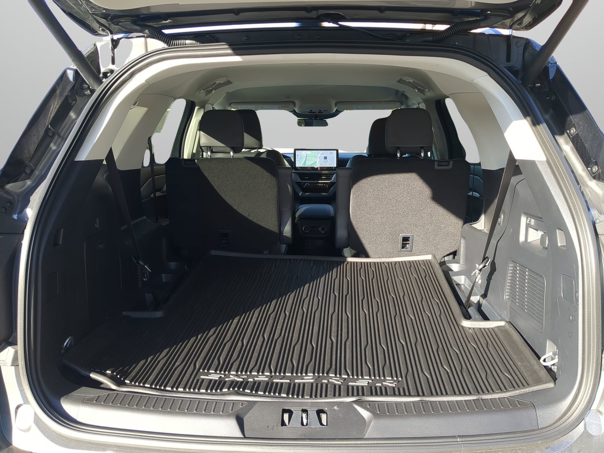 New 2025 Ford Explorer Active w/ Active Comfort Package image 41