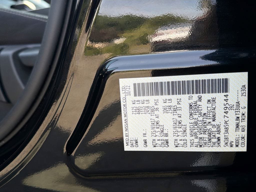 Used 2023 Nissan Rogue S AWD/4WD image 28