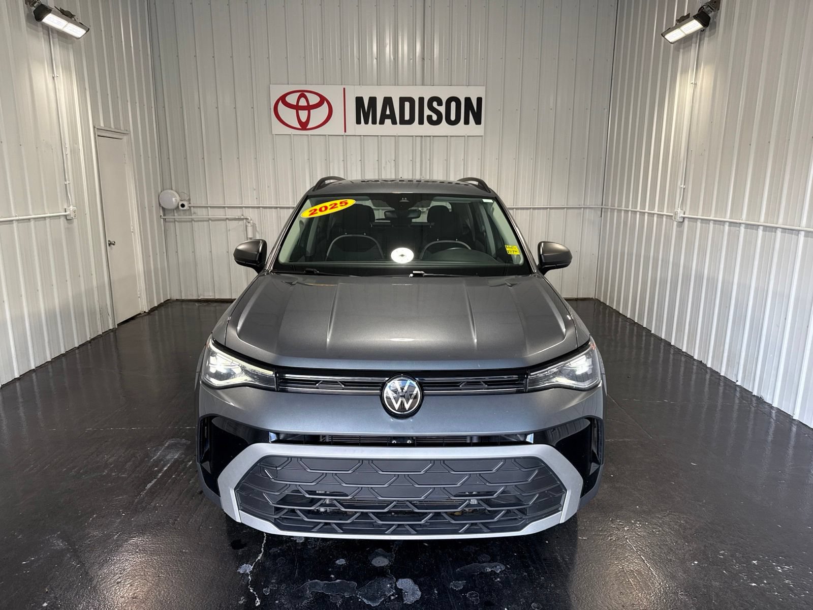 Used 2025 Volkswagen Taos S AWD/4WD image 7