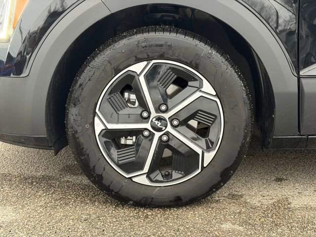 Certified 2023 Kia Niro EX image 26