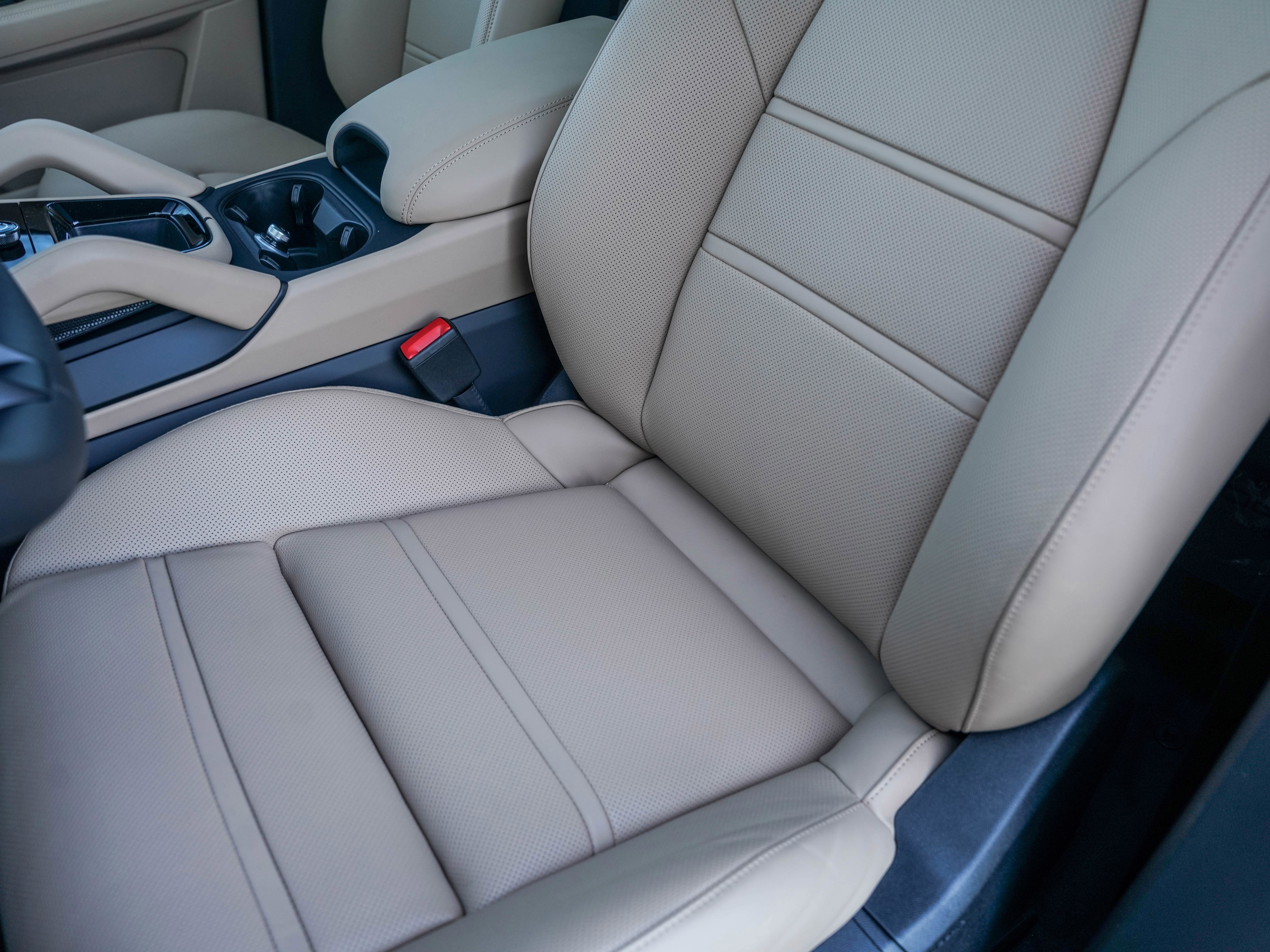 New 2026 Porsche Cayenne image 22