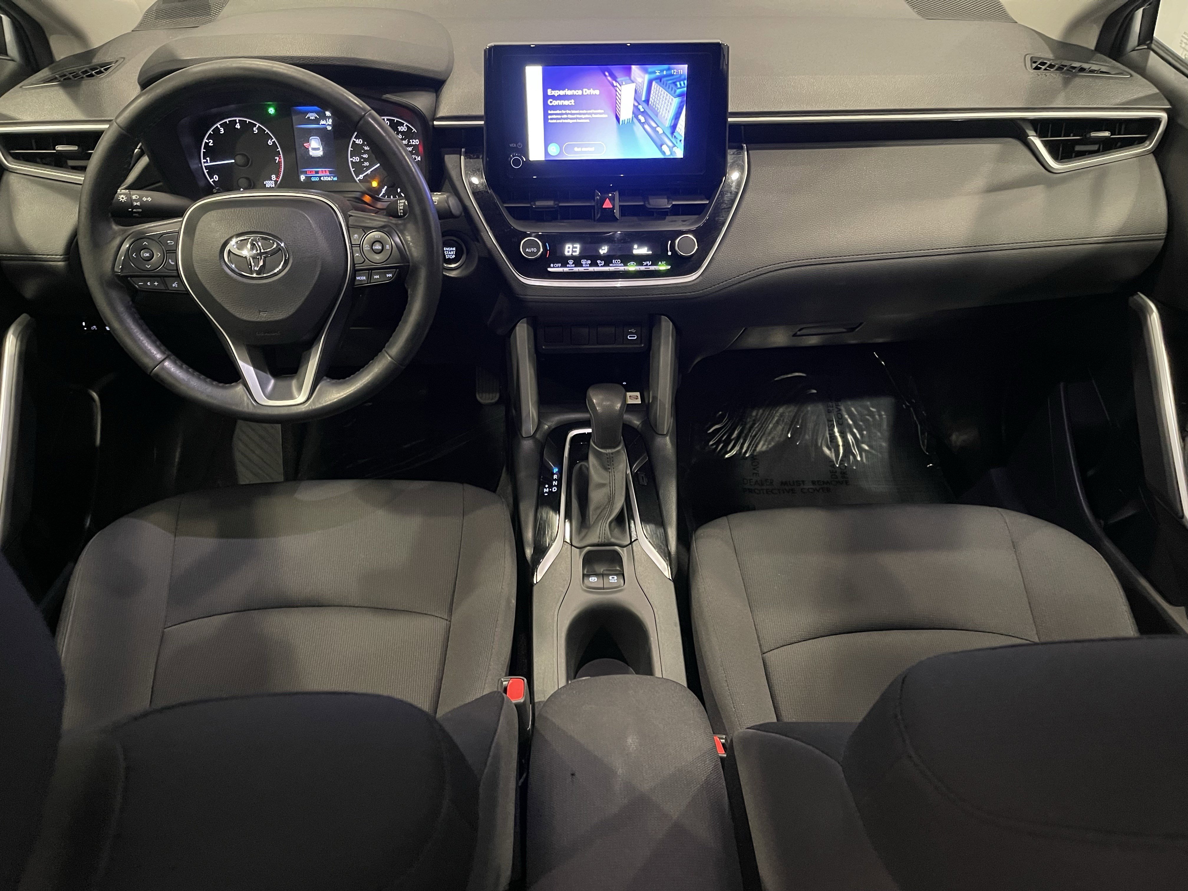 Used 2023 Toyota Corolla Cross LE AWD/4WD image 16