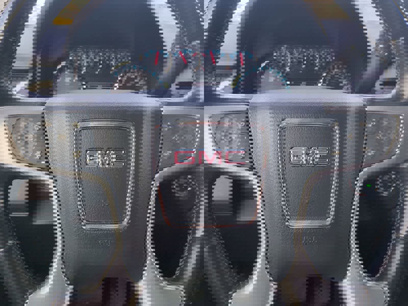 Used 2020 GMC Yukon SLT w/ Open Road Package image 24