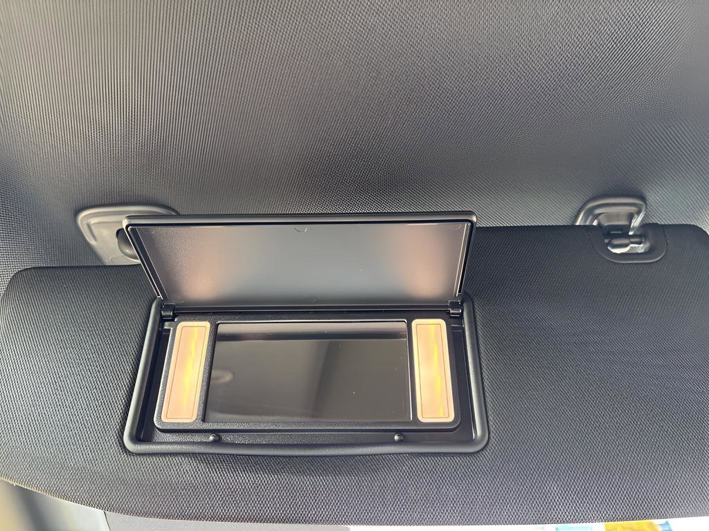 New 2024 Jeep Grand Cherokee Limited 4xe w/ Luxury Tech Group II image 28