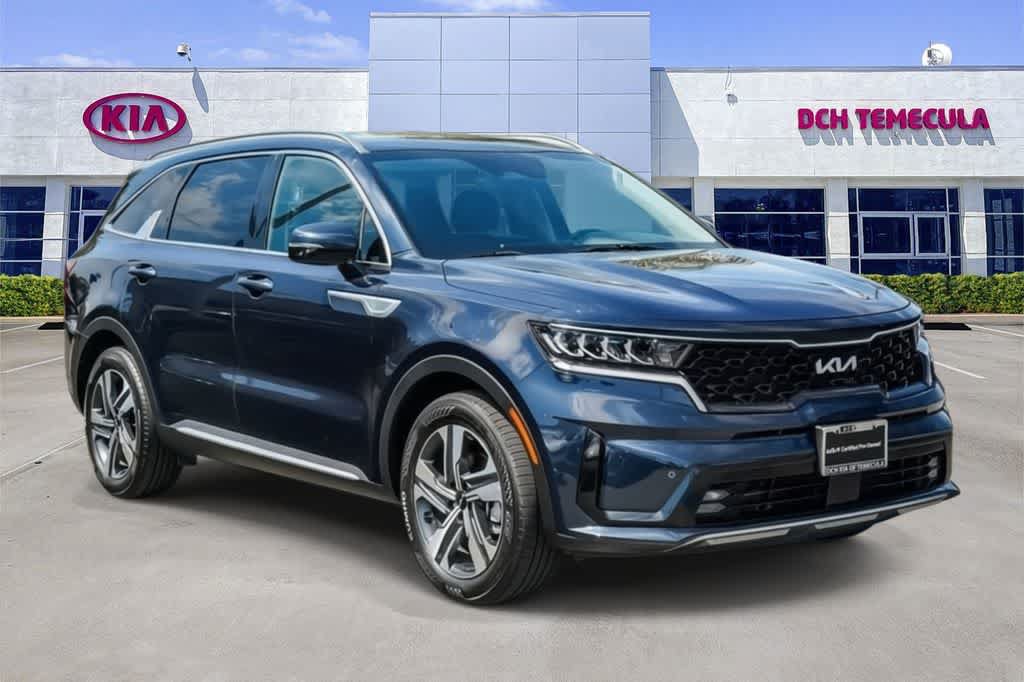 Certified 2023 Kia Sorento EX AWD/4WD image 3