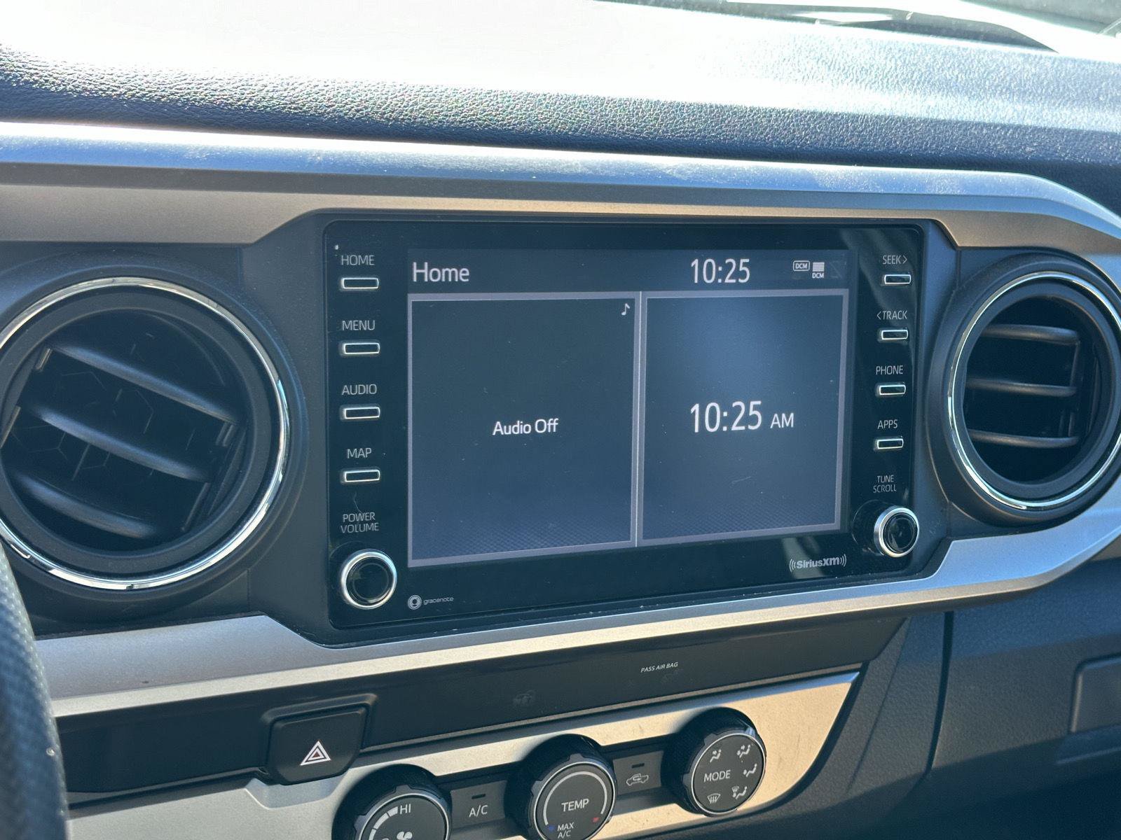 Used 2022 Toyota Tacoma SR5 RWD image 11