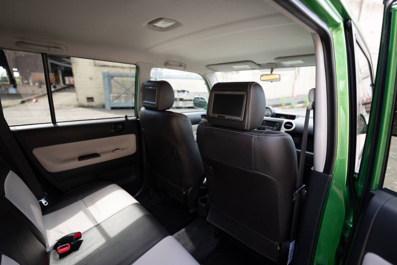 Used 2006 Scion xB FWD image 96