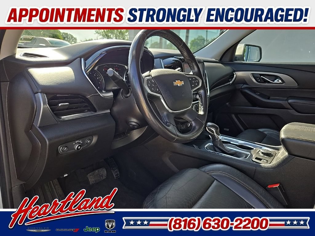 Used 2021 Chevrolet Traverse Premier AWD/4WD image 38