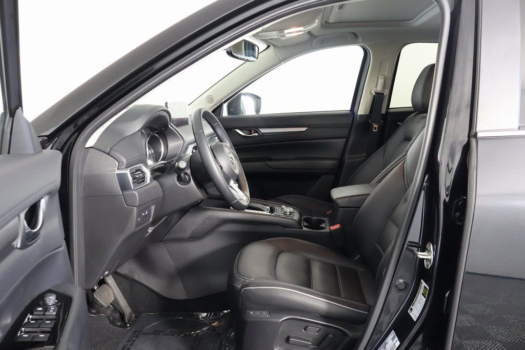 Used 2025 MAZDA CX-5 AWD 2.5 S w/ Preferred Package image 11
