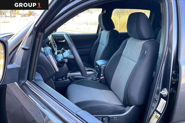 Certified 2023 Toyota Tacoma TRD Off-Road AWD/4WD image 9