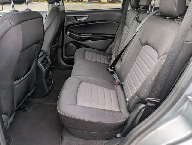 Used 2022 Ford Edge SE image 27