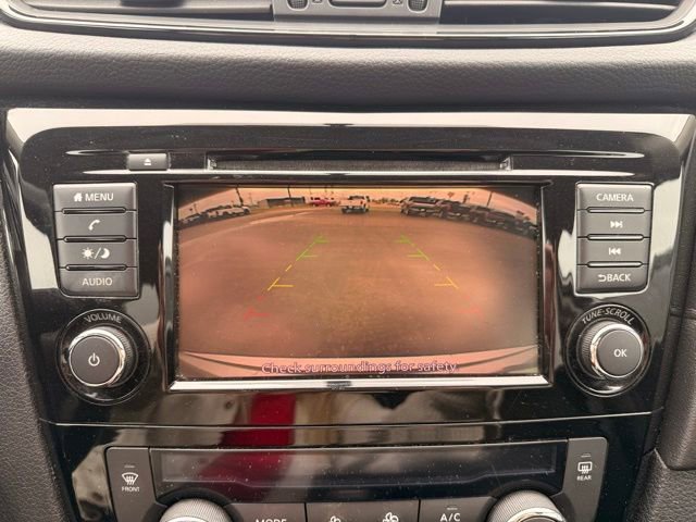 Used 2018 Nissan Rogue SV AWD/4WD image 31