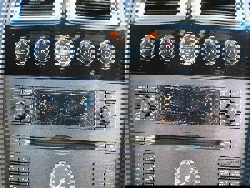 Used 2008 Aston Martin V8 Vantage Roadster image 27