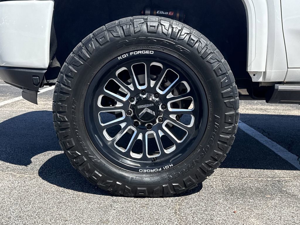 Used 2023 GMC Sierra 2500 Denali w/ Denali Ultimate Package image 9