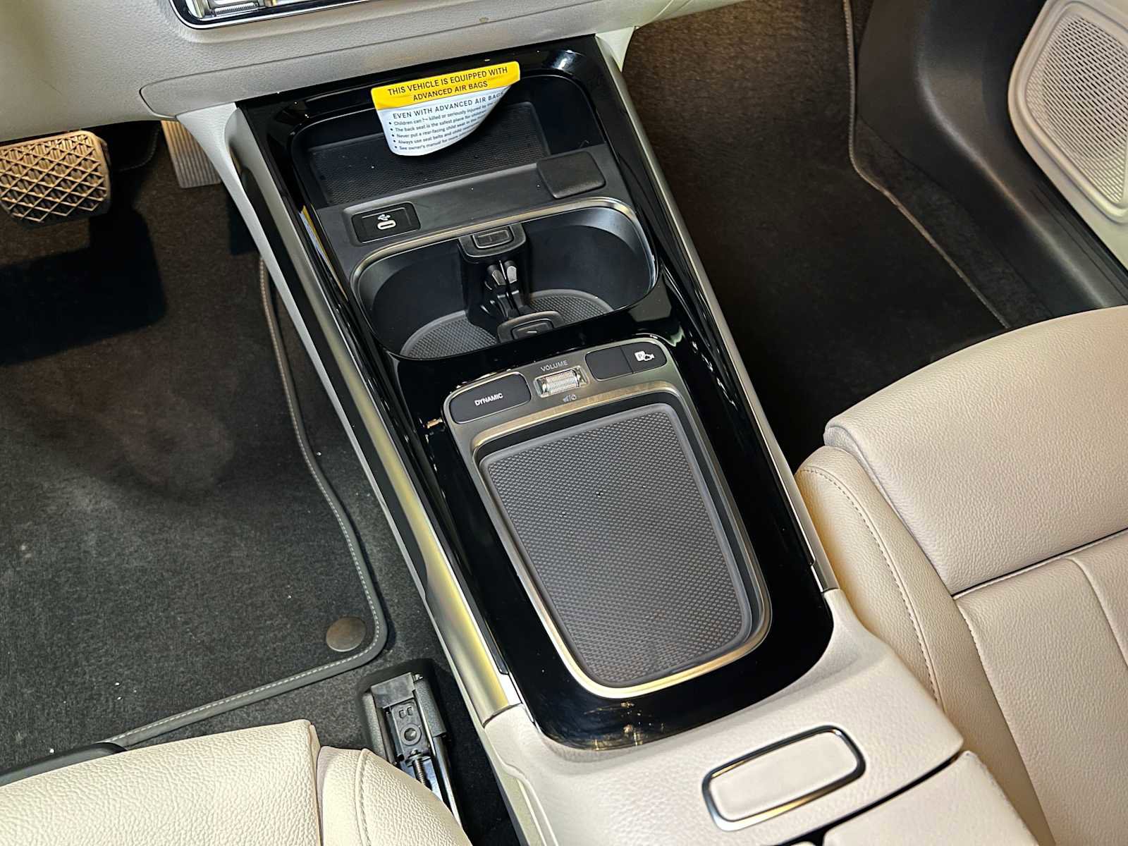 Certified 2025 Mercedes-Benz GLB 250 4MATIC image 31