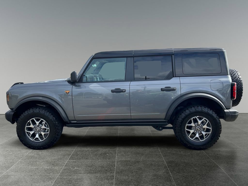Used 2025 Ford Bronco Badlands AWD/4WD image 4