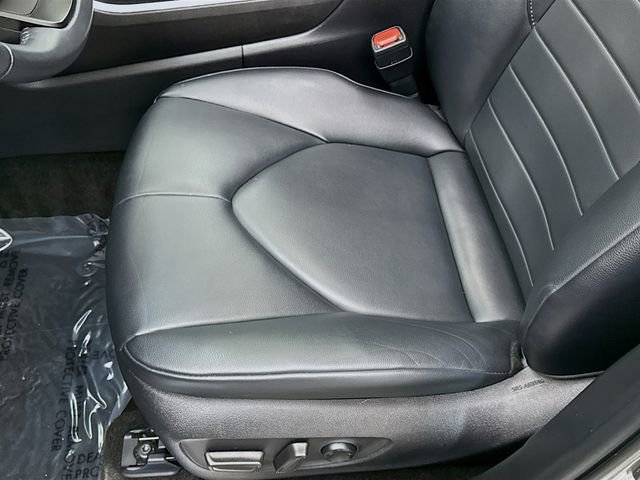 Used 2023 Toyota Highlander XLE image 19