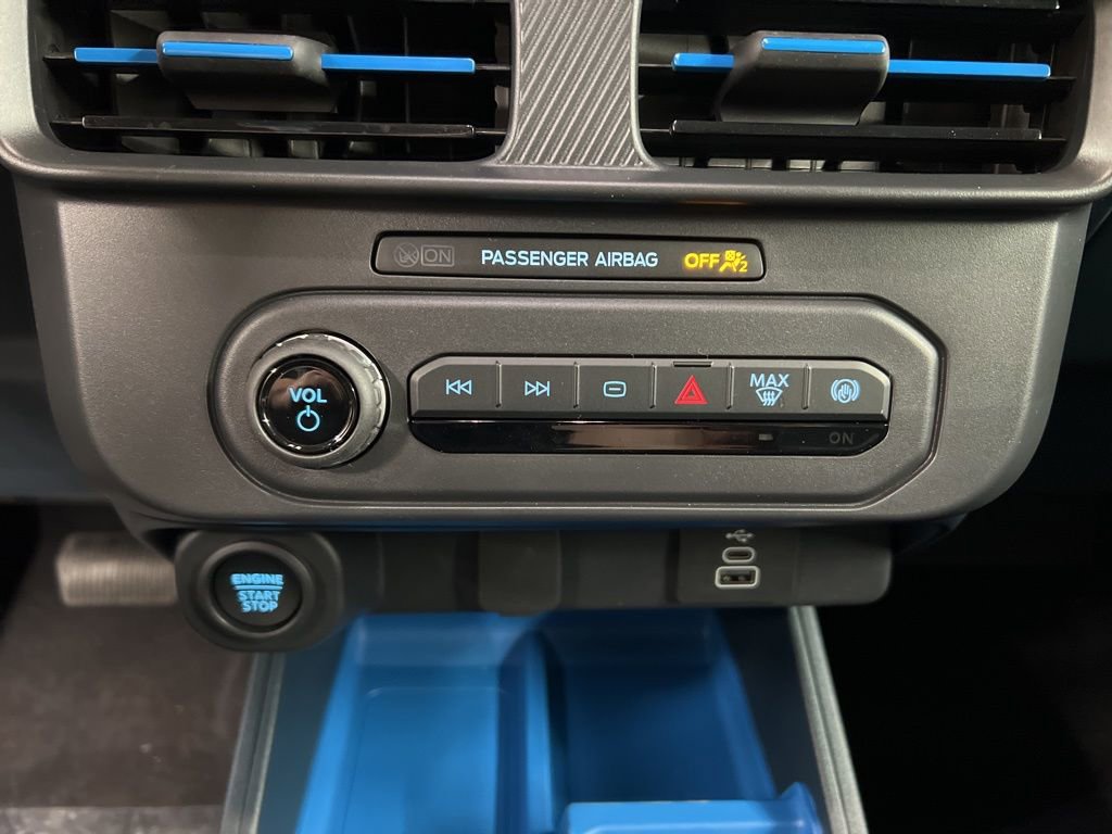 New 2026 Ford Maverick XLT image 14