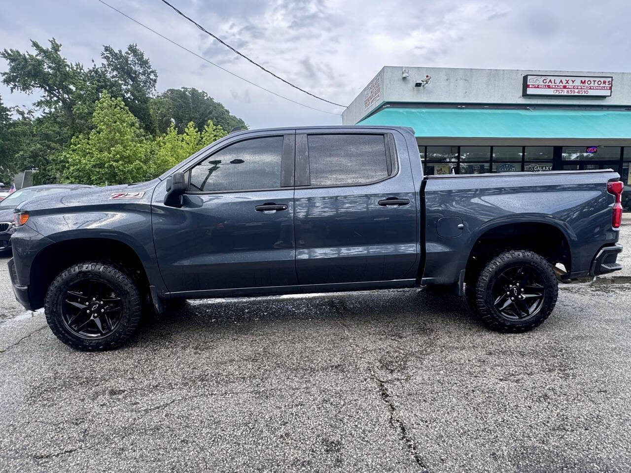 Used 2021 Chevrolet Silverado 1500 Custom Trail Boss w/ Safety Confidence Package AWD/4WD image 5