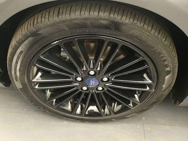 Used 2014 Ford Fusion SE w/ Equipment Group 202A image 15