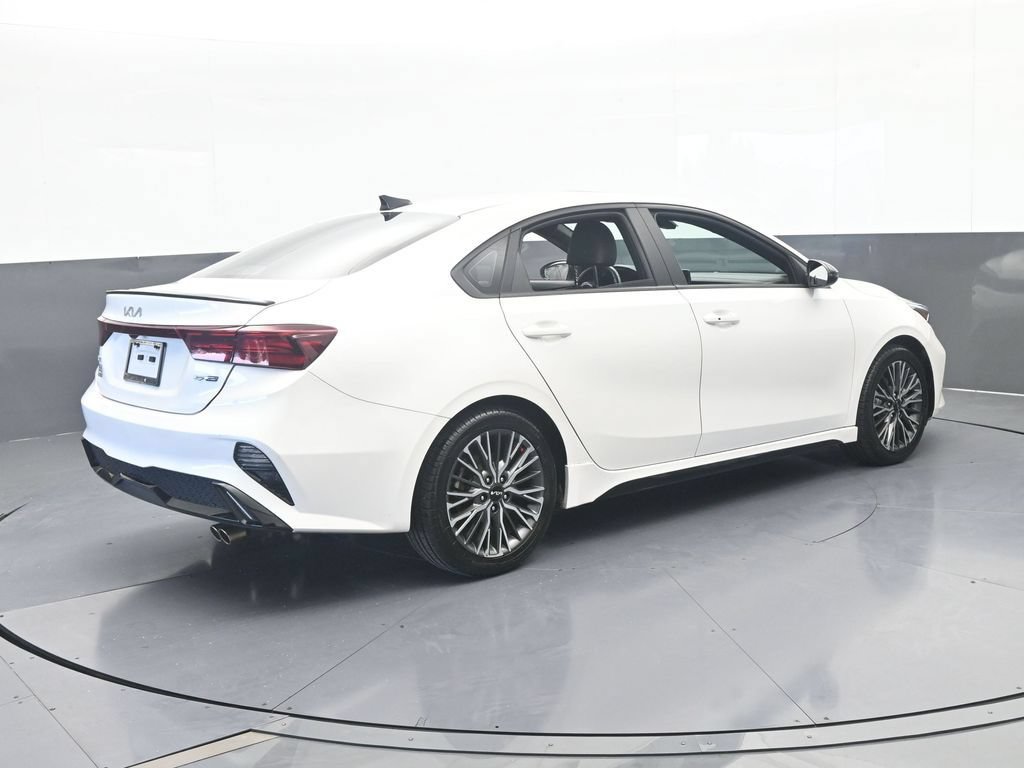 Used 2024 Kia Forte GT-Line w/ GT-Line Premium Package FWD image 6