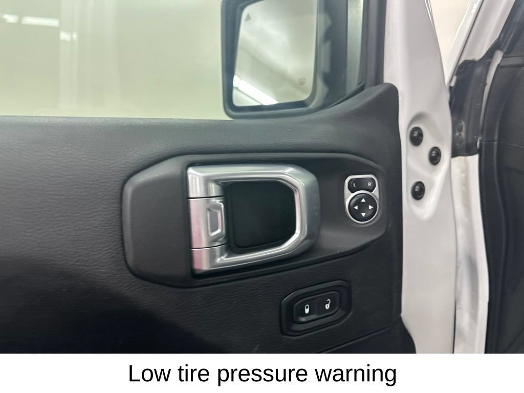 Used 2021 Jeep Wrangler Unlimited Rubicon w/ Safety Group AWD/4WD image 35