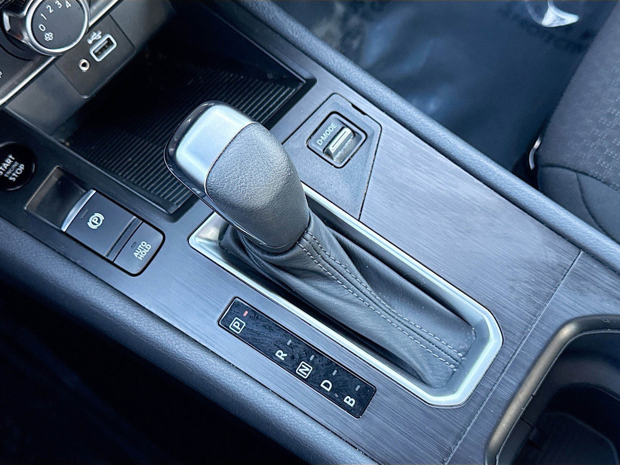 Used 2025 Nissan Kicks S image 26