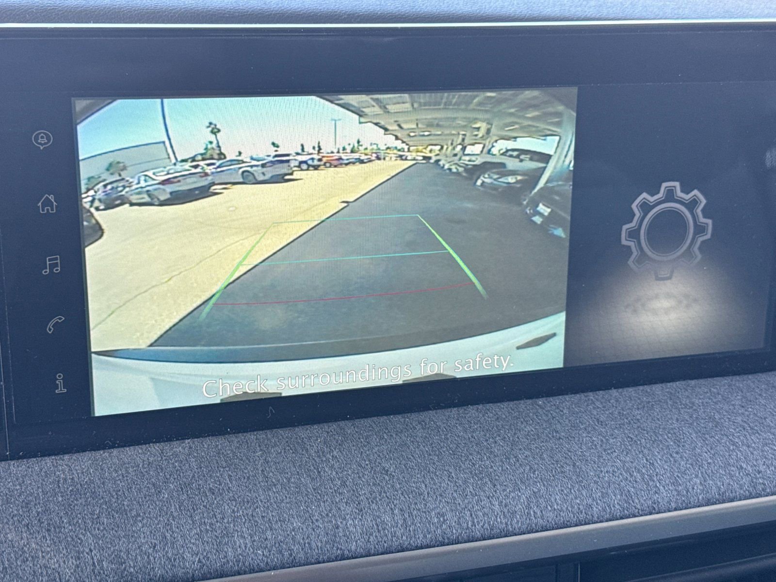 Used 2025 Nissan Kicks SV FWD image 18