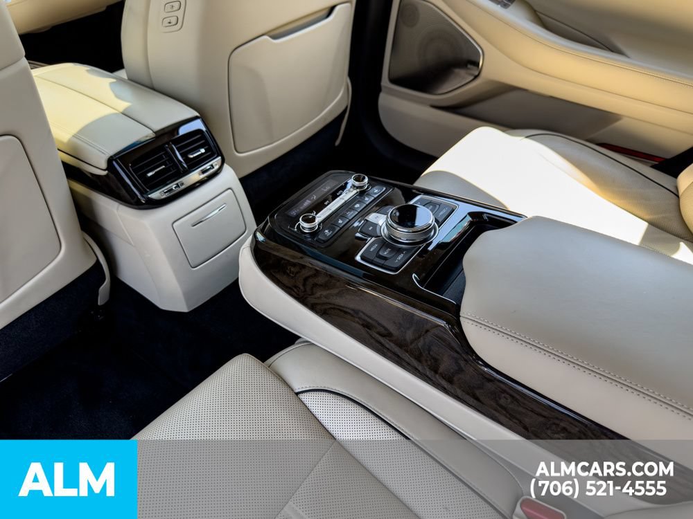 Used 2017 Genesis G90 3.3T Premium RWD image 17