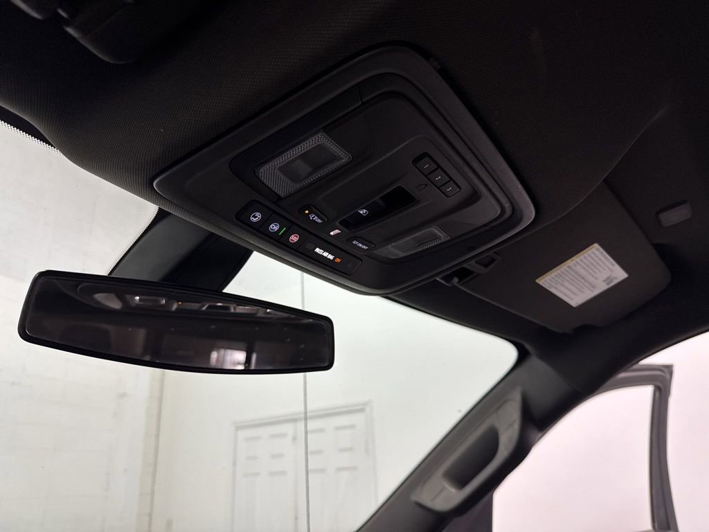Used 2019 Chevrolet Silverado 1500 LT w/ All-Star Edition AWD/4WD image 32