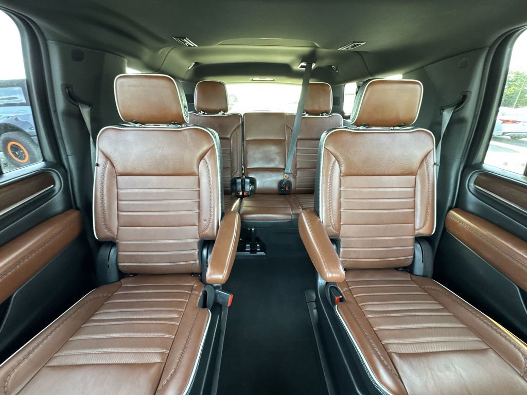 Used 2023 GMC Yukon XL Denali Ultimate w/ LPO, Floor Liner Package AWD/4WD image 23