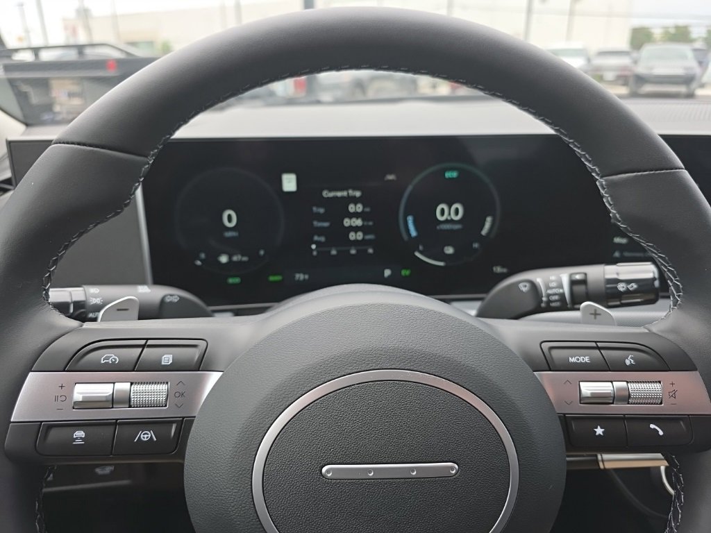 New 2025 Hyundai Sonata Limited image 24