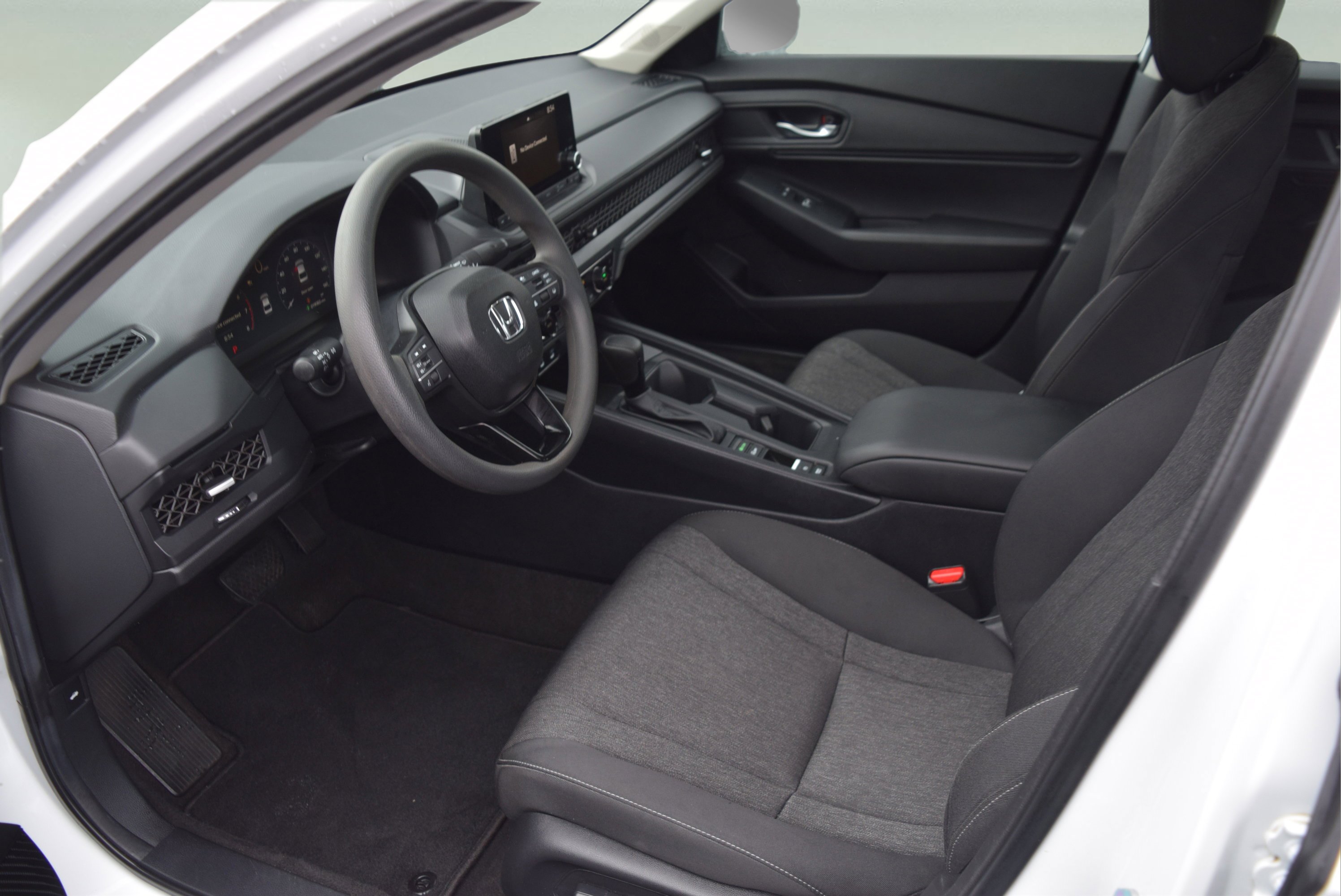 Used 2024 Honda Accord EX image 8