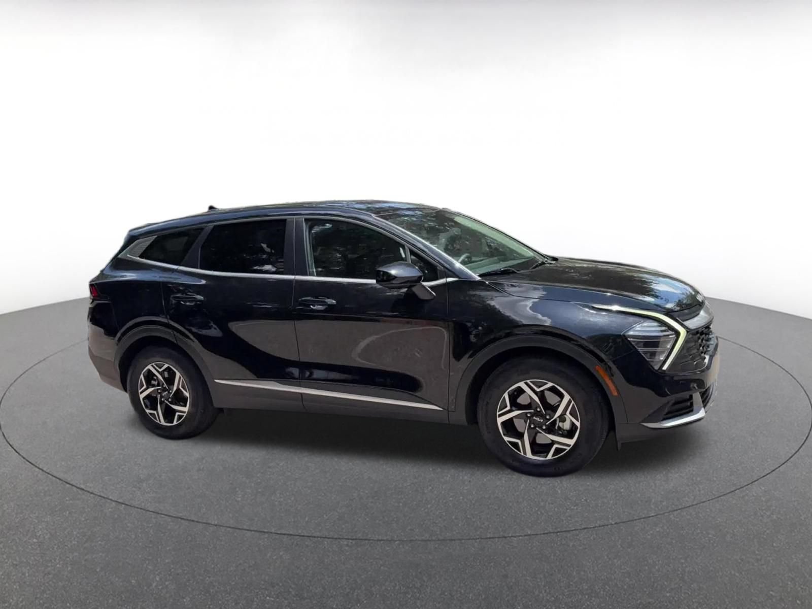 Used 2025 Kia Sportage LX FWD video 2