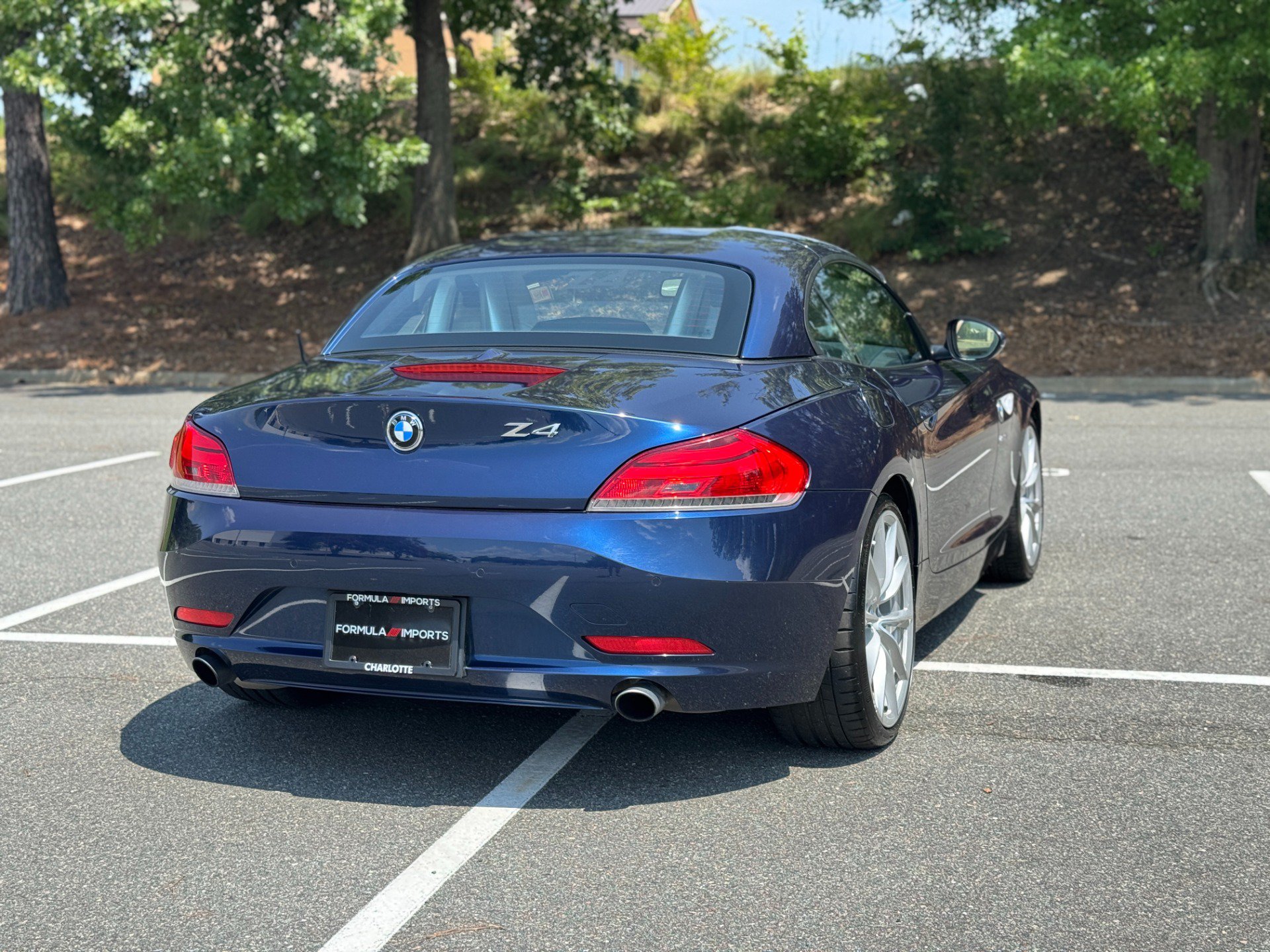 Used 2011 BMW Z4 sDrive35i RWD image 11