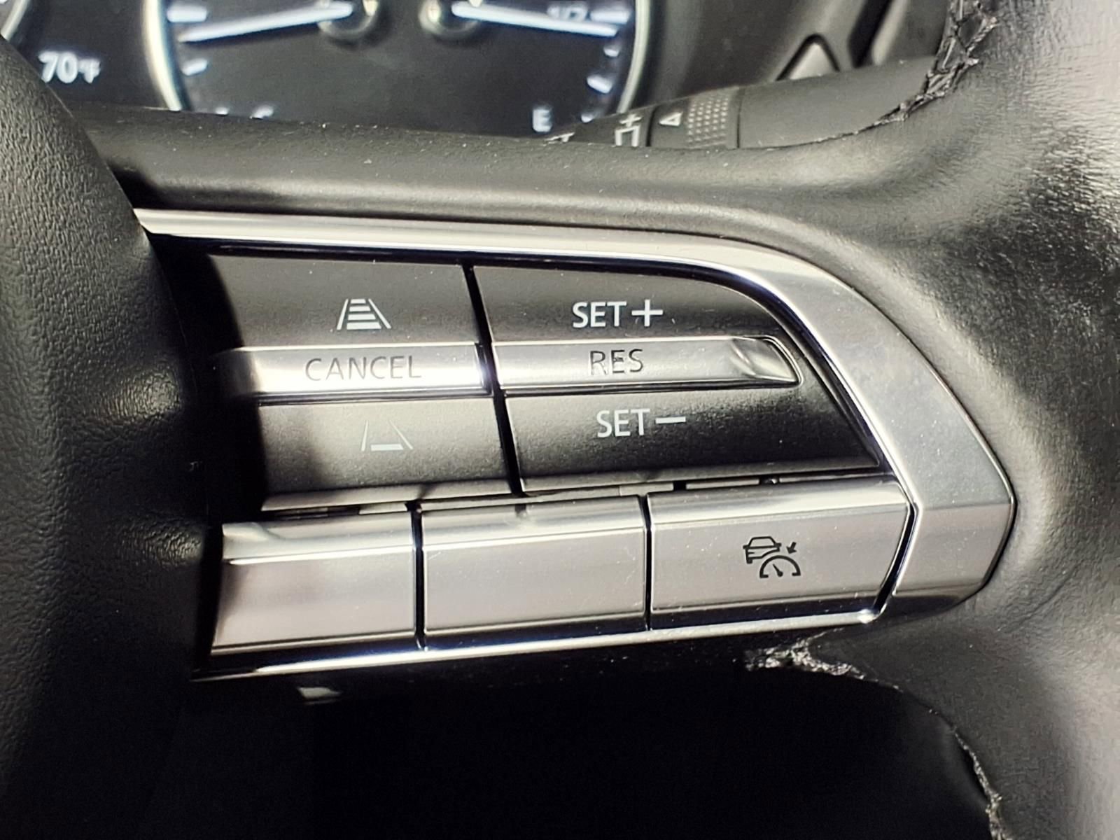 Used 2023 MAZDA MAZDA3 s FWD image 17