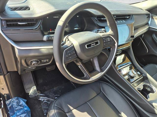 New 2026 Jeep Grand Cherokee Limited AWD/4WD image 3