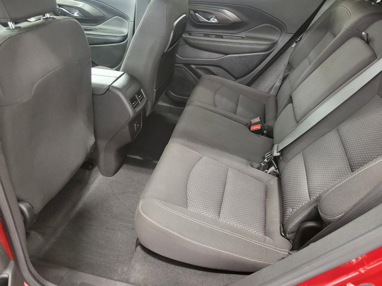 Used 2024 GMC Terrain SLE image 20