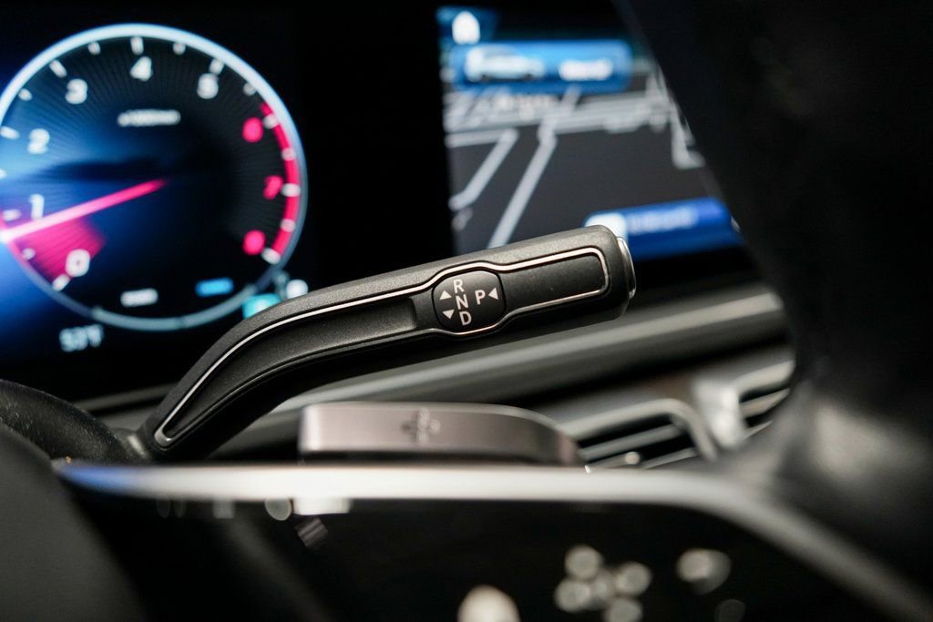 Used 2024 Mercedes-Benz GLS 450 4MATIC image 14