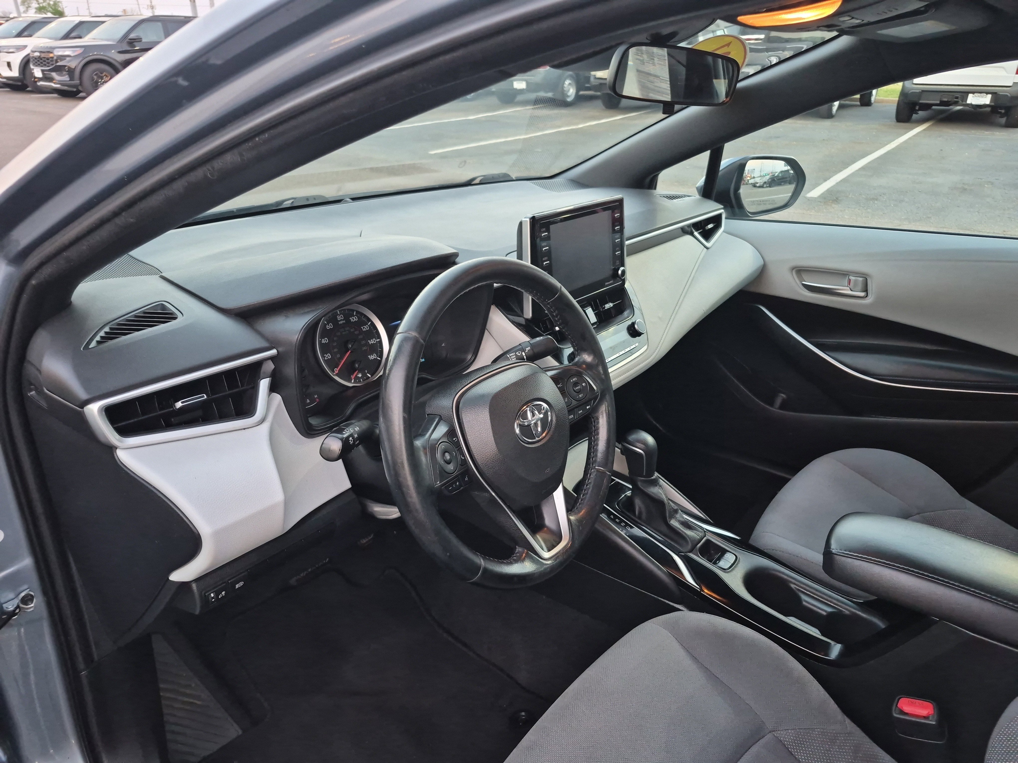 Used 2021 Toyota Corolla SE FWD image 12
