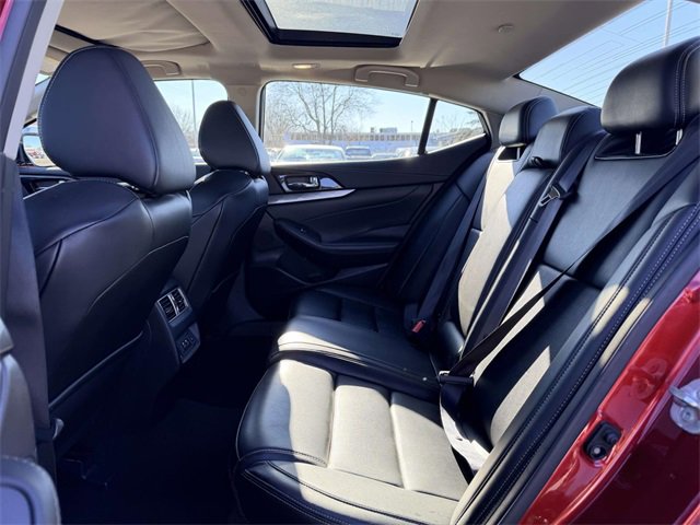 Used 2023 Nissan Maxima SL image 15