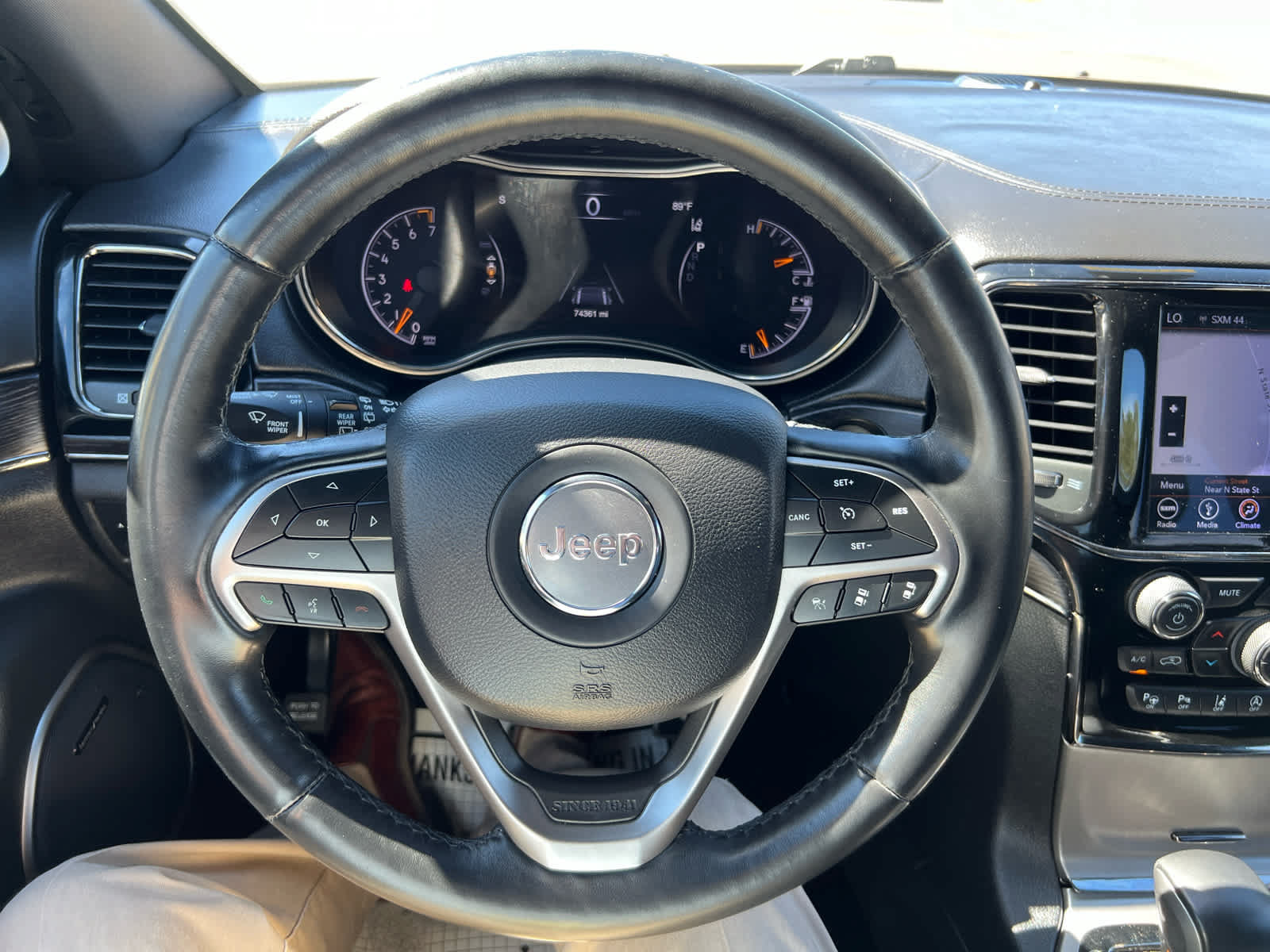 Used 2019 Jeep Grand Cherokee High Altitude AWD/4WD image 18