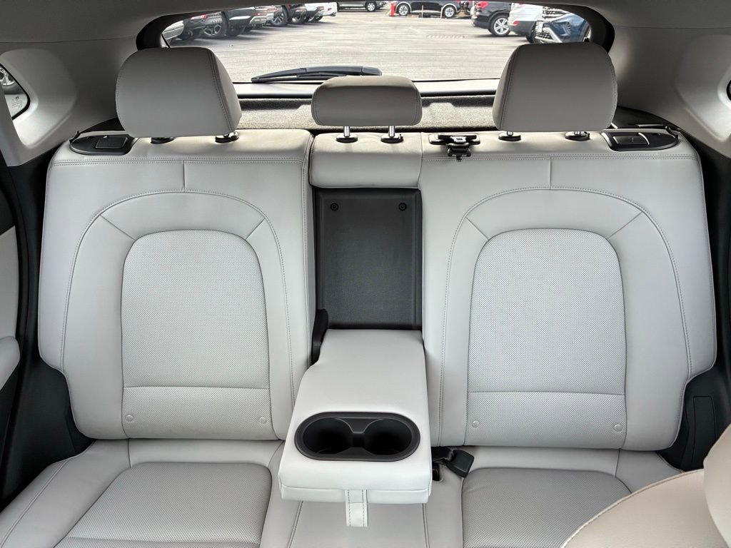 Used 2023 Hyundai Kona Limited image 16