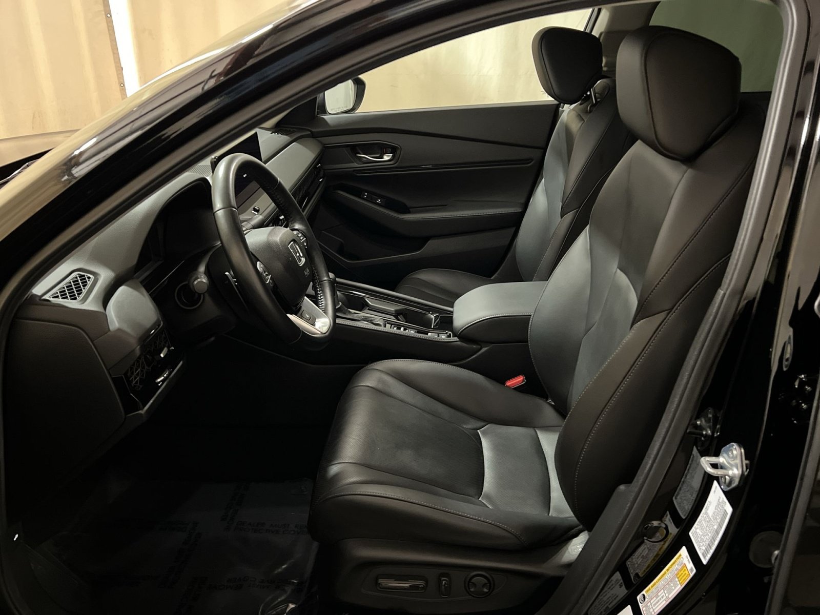 Used 2025 Honda Accord Touring image 18