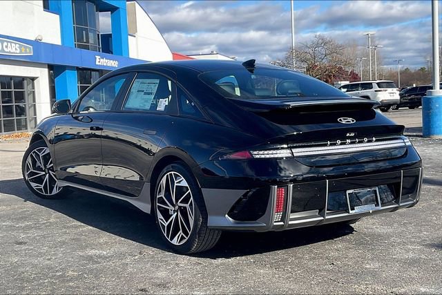 New 2025 Hyundai Ioniq 6 SEL image 3