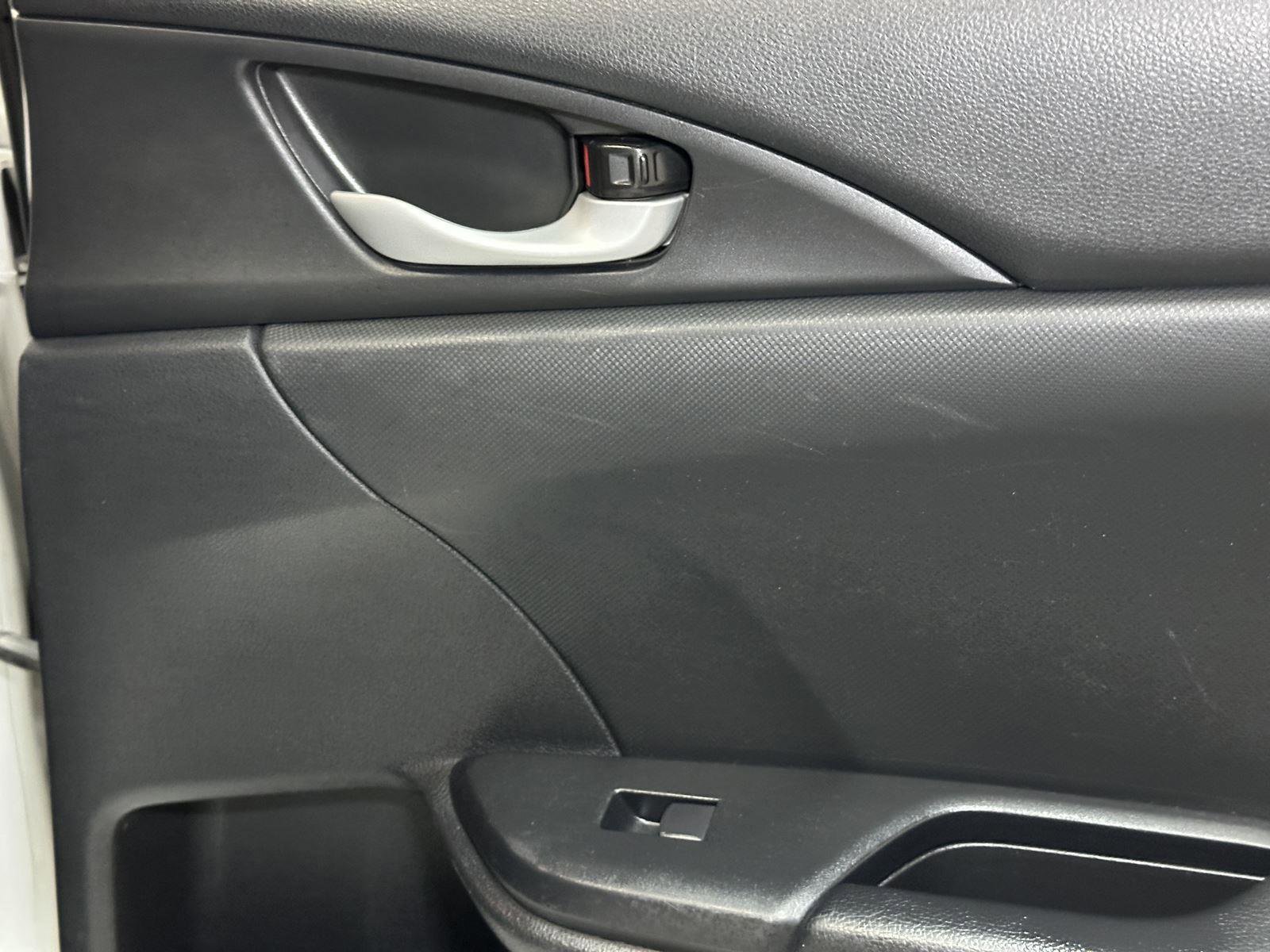 Used 2020 Honda Civic Sport image 34