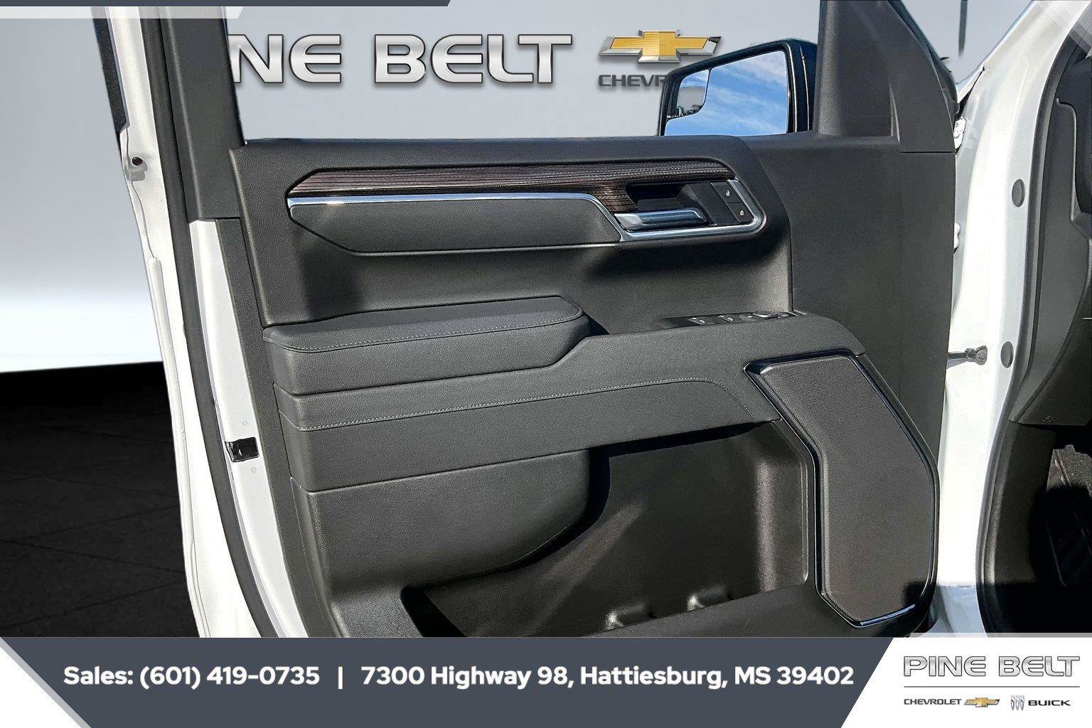 New 2026 Chevrolet Silverado 1500 RST w/ Convenience Package II AWD/4WD image 18